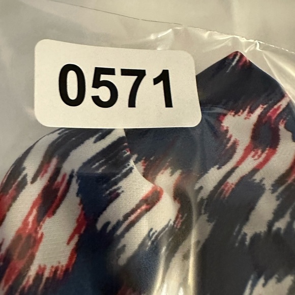 💜 3/$15 MY Michelle spaghetti strap top size Small - Picture 7 of 7